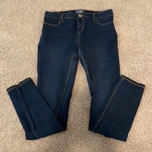 Dark wash old navy jeans